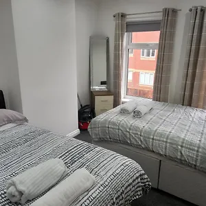With Roof Terrace Close To City Centre Apartment