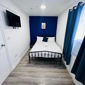 Otel The Bank