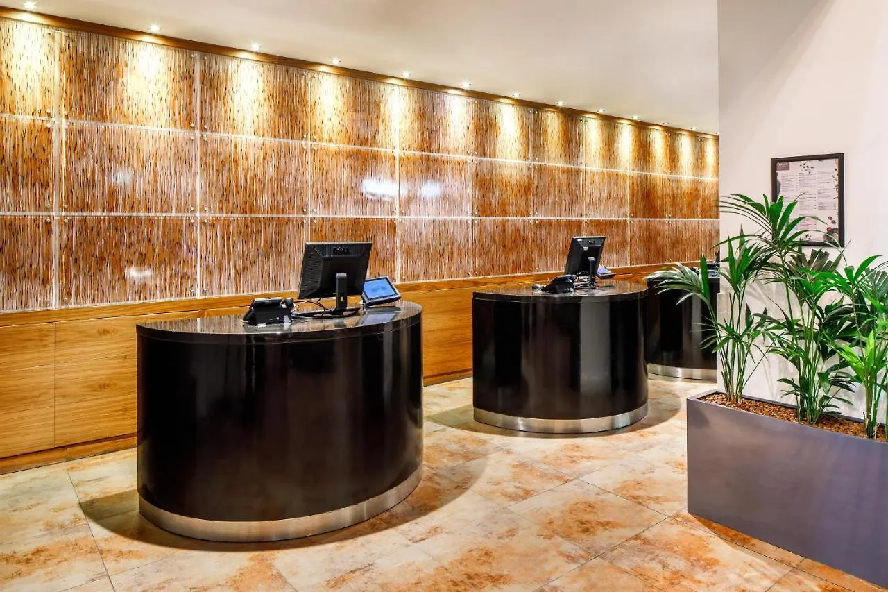 Radisson Blu Hotel, Cardiff Hotel