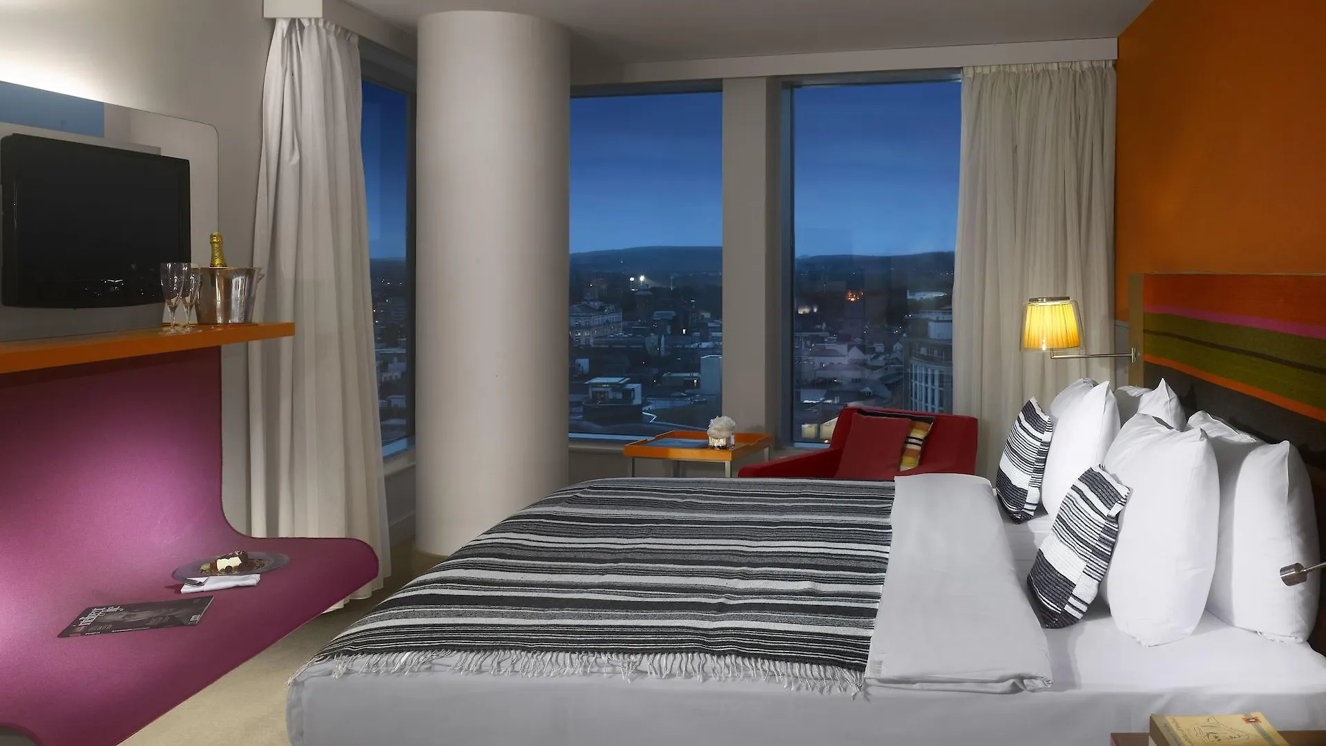 Radisson Blu Hotel, Cardiff Hotel